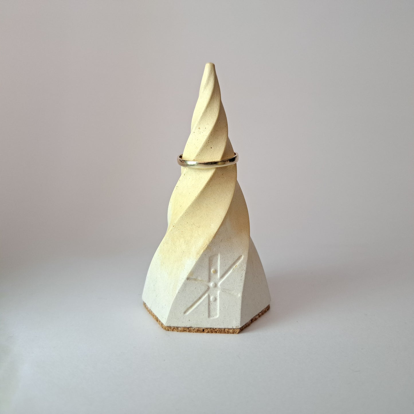 Ring Holder - Spiral